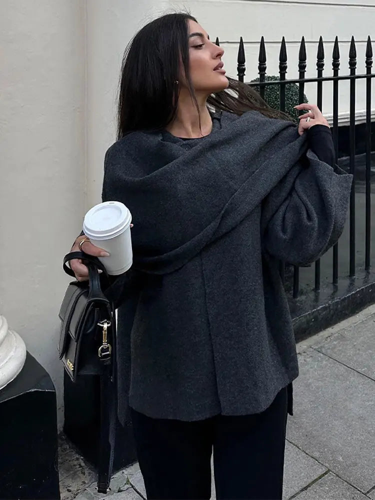 Elegant Knitted Cape Coat - Di Supremo