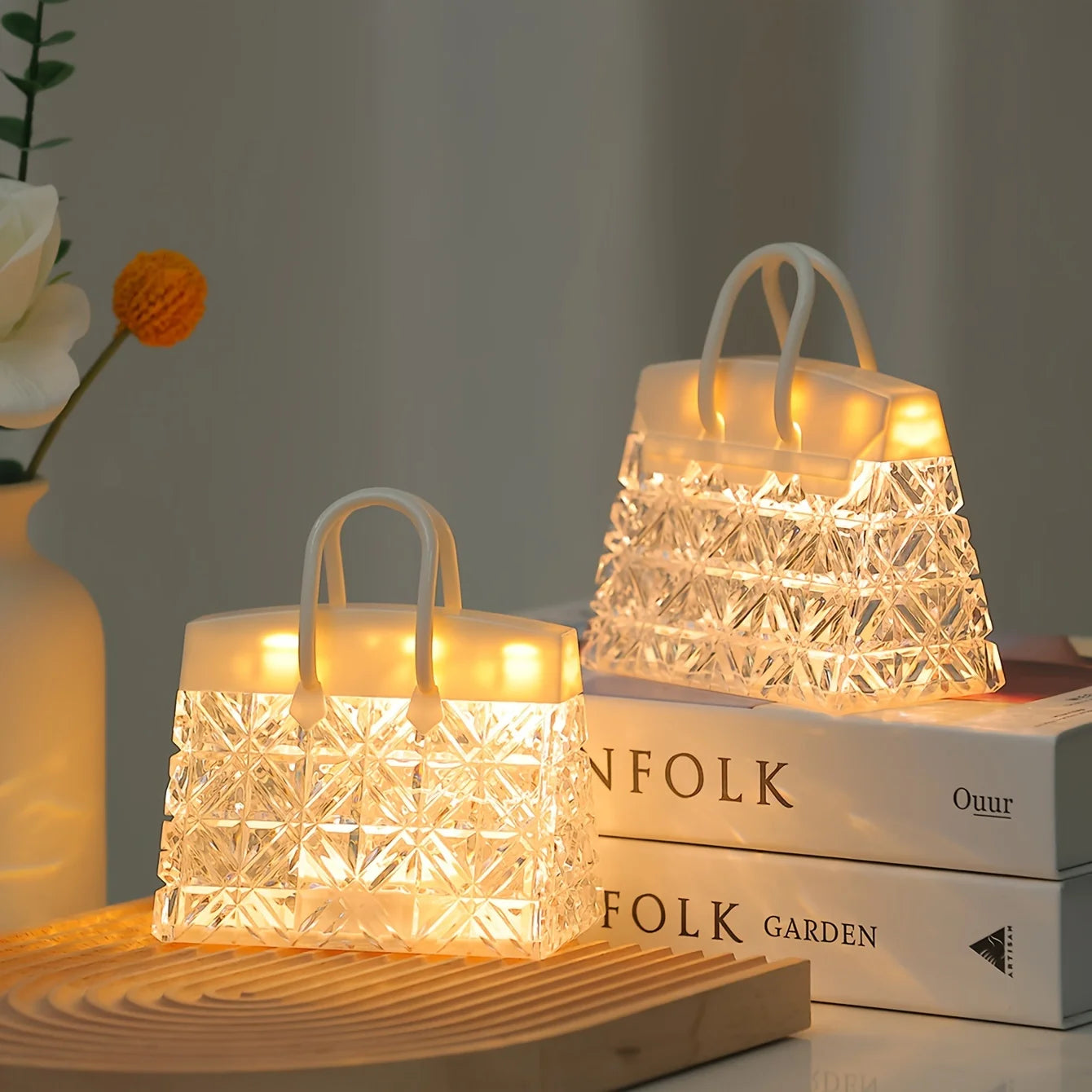 Handbag-Shaped LED Table Lamp - Di Supremo